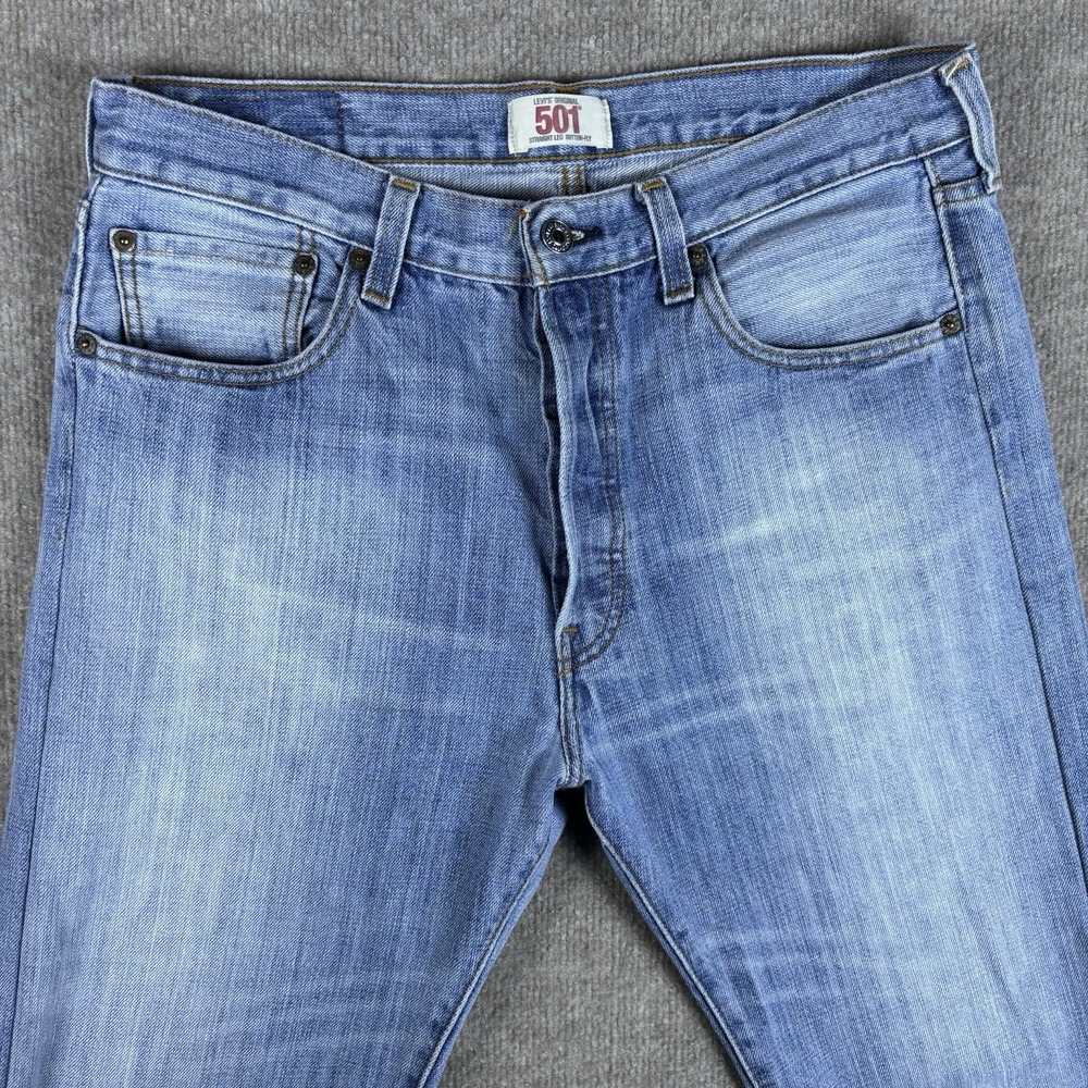 Levi's 501 Jeans Mens 34x30 Light Wash Button Fly Straight Leg 100% Cotton